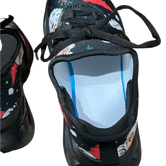 Santa Shoes, Size 37 US 6.5) - Picture 8 of 8